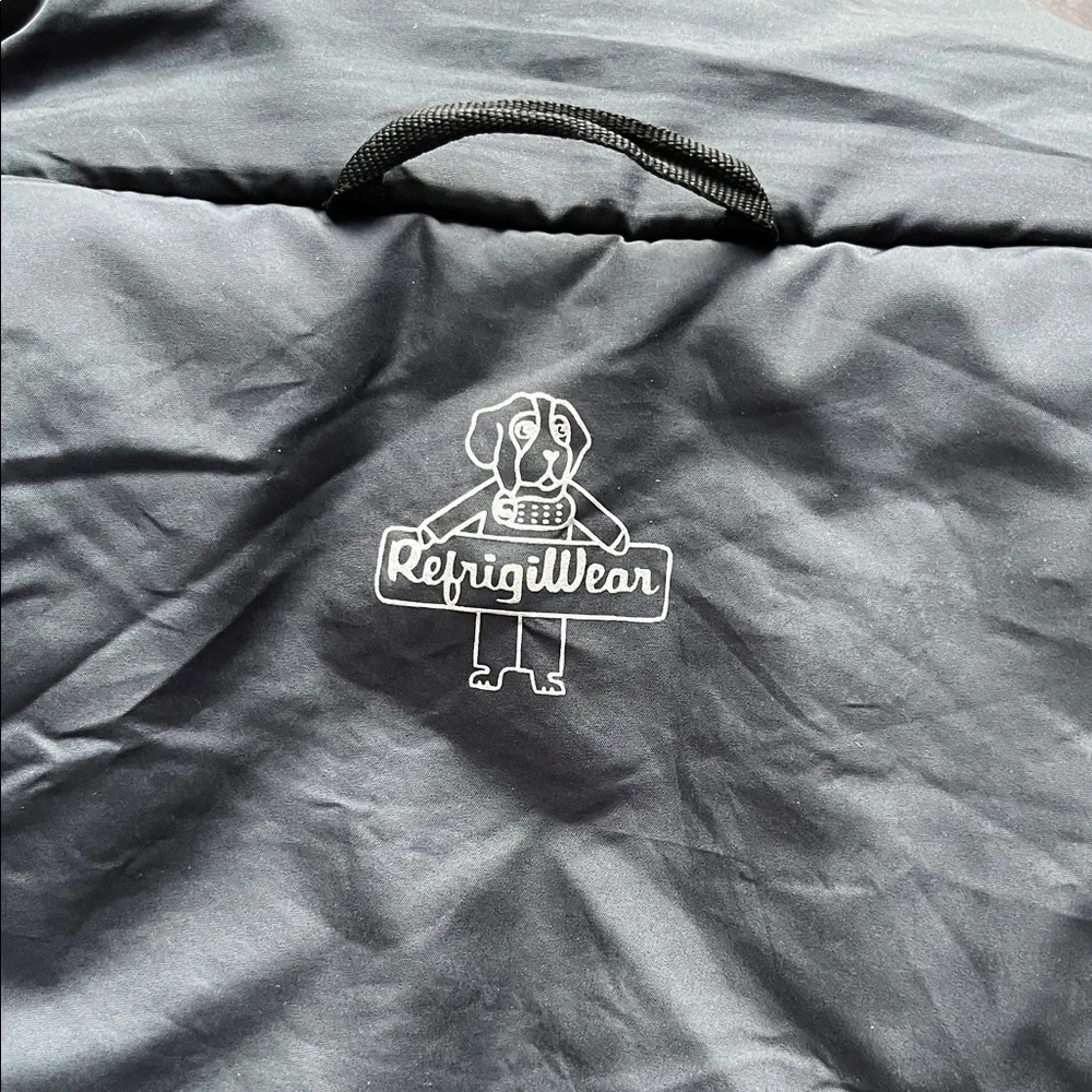 Refrigiwear Men's Black Puffer Jacket - Picture 4 of 4